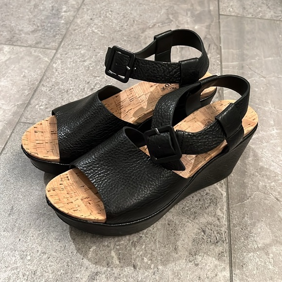 KORK-EASE KIERN LEATHER WEDGE SANDAL - Picture 3 of 10